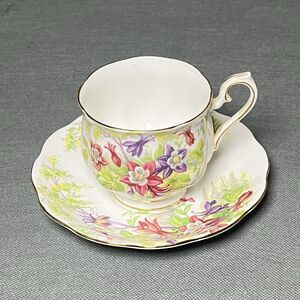 Royal Albert Bone china Teacup & Saucer Columbine Flower Made In England Tea Cup